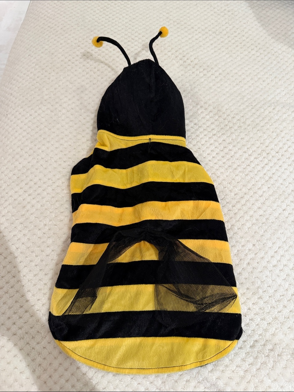 Casual Canine Black and Yellow Bumblebee Dog costume size M - Halloween